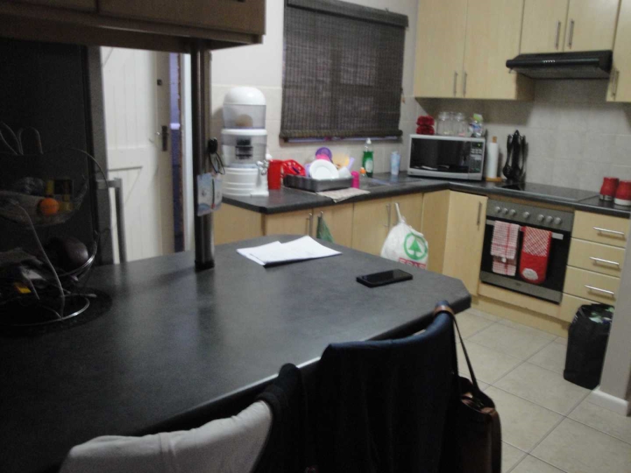 To Let 2 Bedroom Property for Rent in Kabega Park Eastern Cape